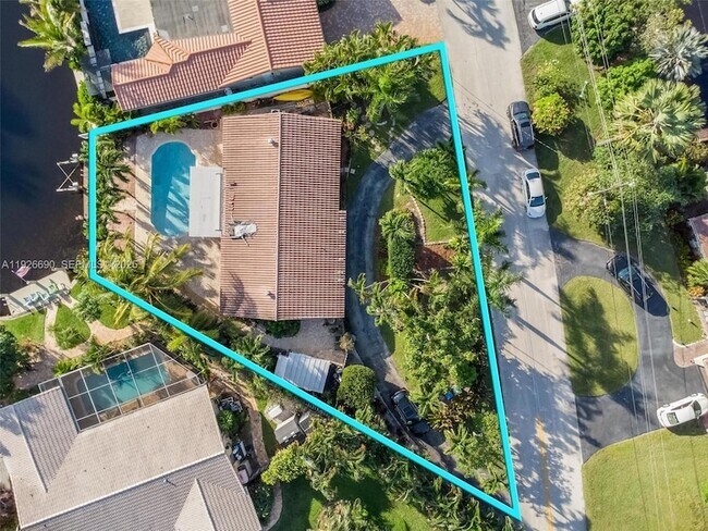 Building Photo - 1478 NE 57th St