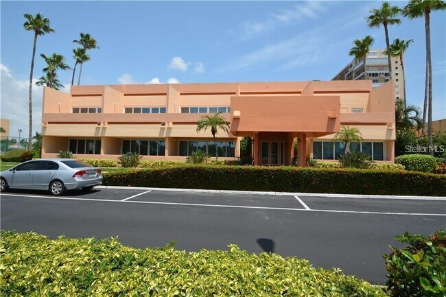 Building Photo - 7420 Bay Island Dr S