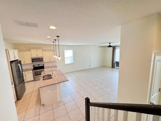 Building Photo - 12377 Streambed Dr