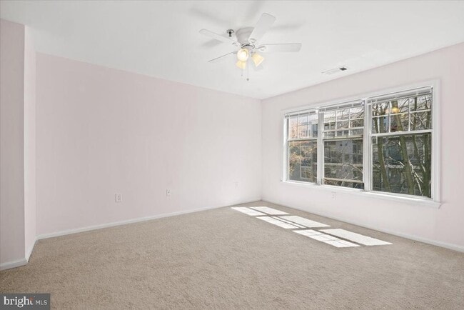 Building Photo - 5573 Seminary Rd