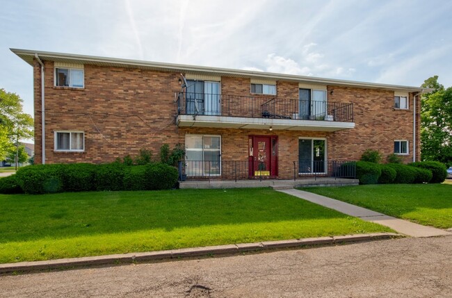 Primary Photo - 24027 W Hazelcrest Dr