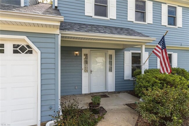 Building Photo - 521 Shakespeare Dr