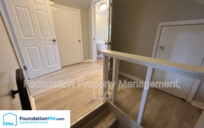 Building Photo - 1847 Driftwood Ave