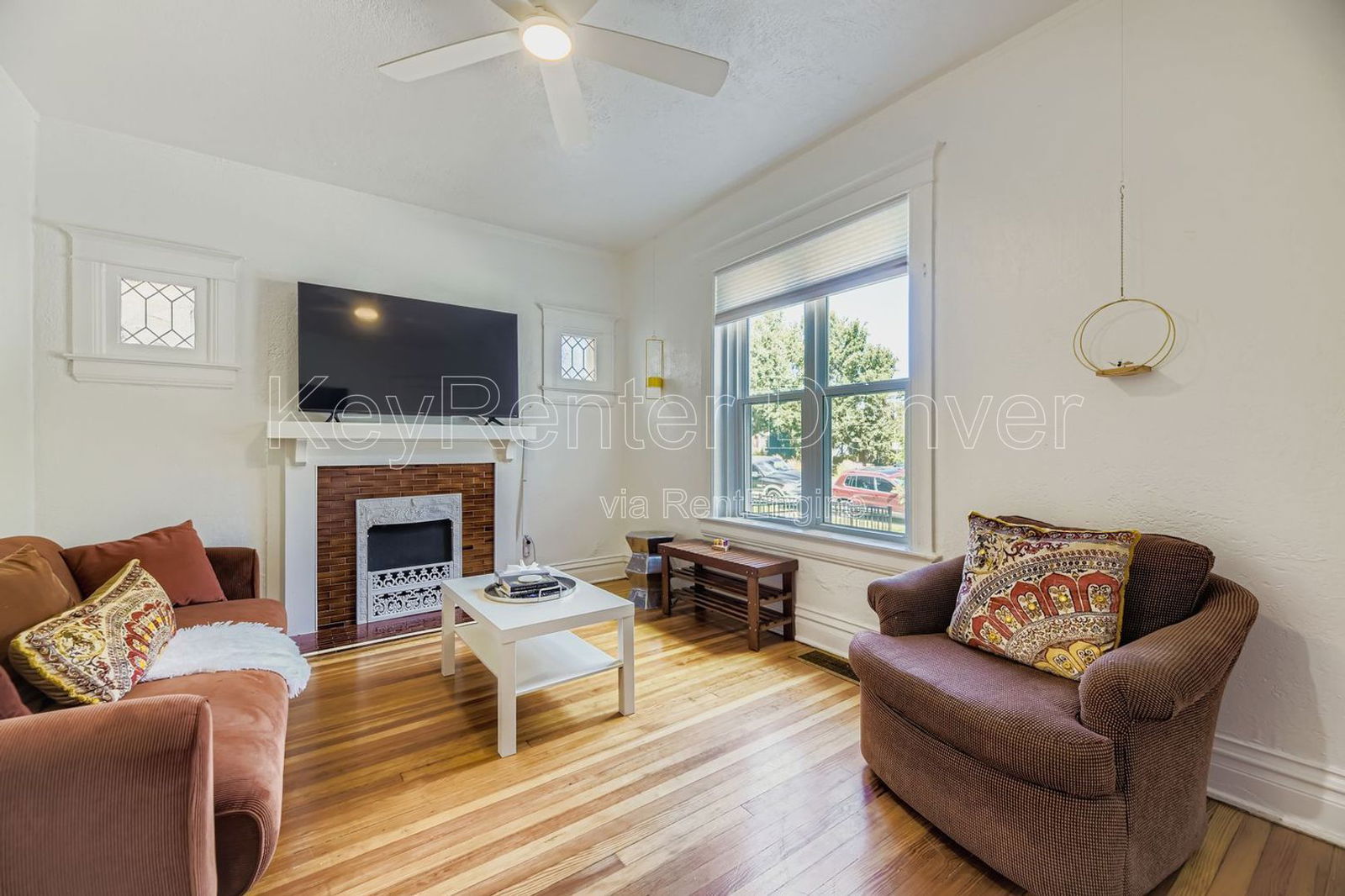 Building Photo - 227 S Logan St