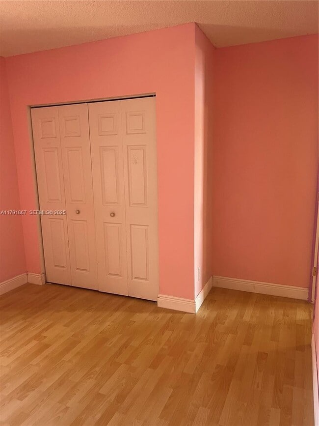 Building Photo - 5357 SW 125th Ave