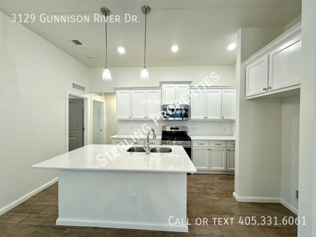 Building Photo - 3129 Gunnison River Dr