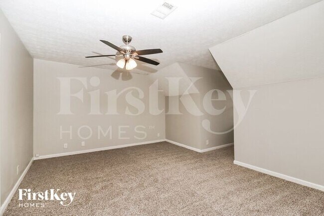 Building Photo - 5224 Parkside Dr SE