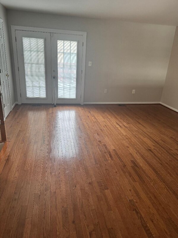 Building Photo - 106 Barrows Ct