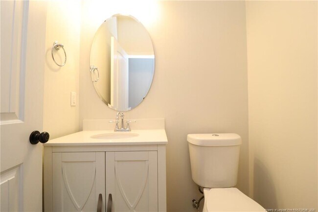 Building Photo - 309 Carthage Ct