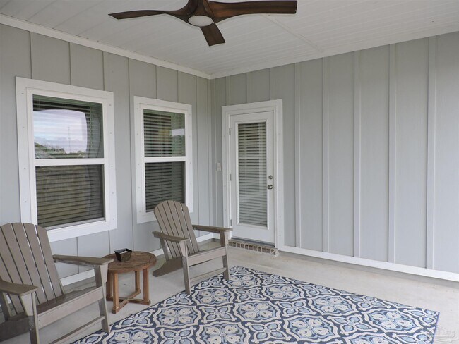 Building Photo - 10612 Davenport Lp