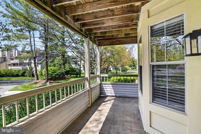 Building Photo - 119 Commonwealth Ct