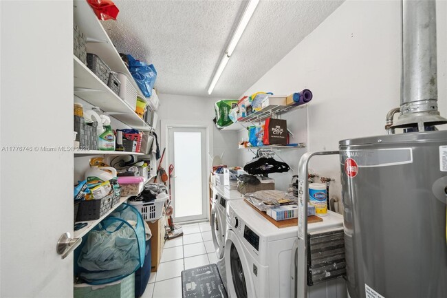 Building Photo - 18002 SW 87th Pl