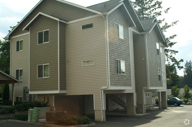  - Hidden Greens Condo
