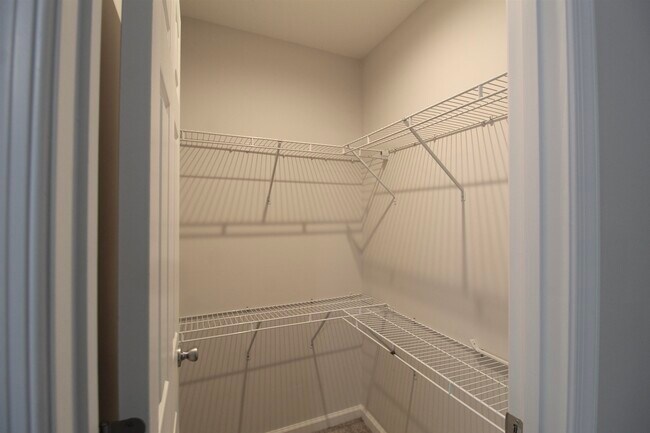 Building Photo - 2941 Locust Grv Ct