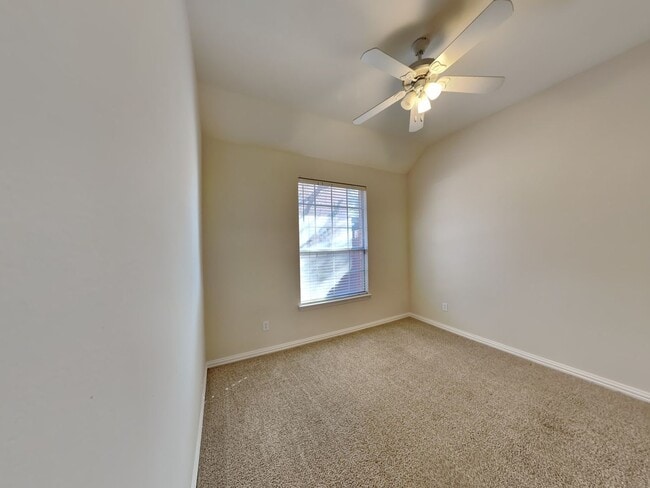 Building Photo - Stunning Home in the Highly Sought-After Wellington Addition!