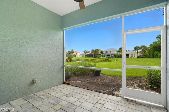 Building Photo - 2427 Woodbourne Pl