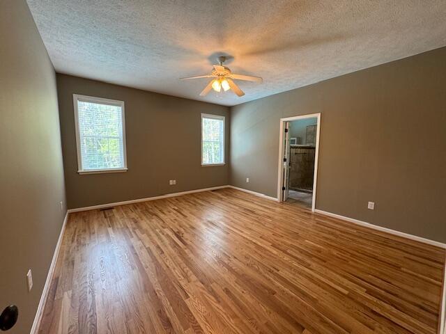 Building Photo - 263 Pine Hollow Dr