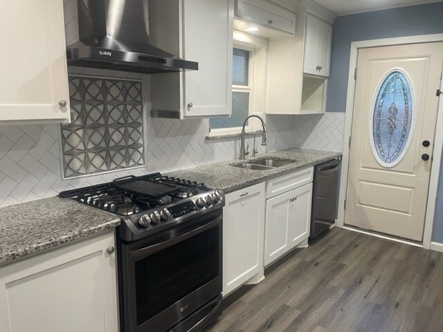 Building Photo - 10020 Losa Dr