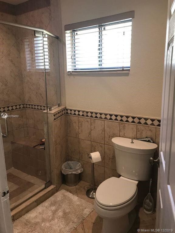 Building Photo - 12721 NW 102nd Pl