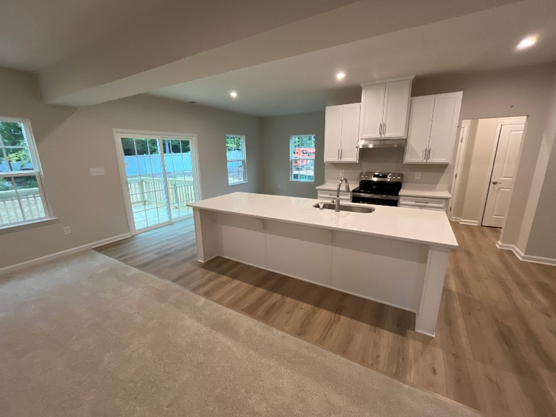 Building Photo - 4130 Mill View Dr