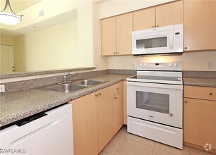 Building Photo - 1160 Reserve Way