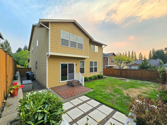 Building Photo - 4 Bedroom Home in Lake Stevens Now Available!