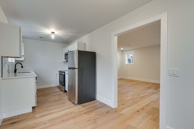 Building Photo - Two Bedroom Home For Rent