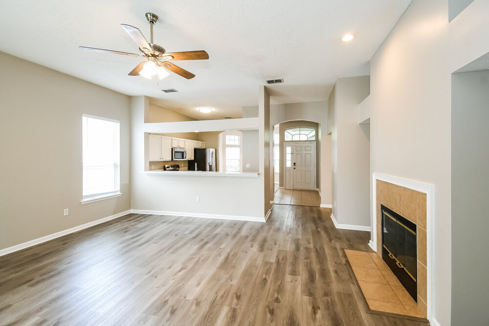 Building Photo - 3949 Leatherwood Dr