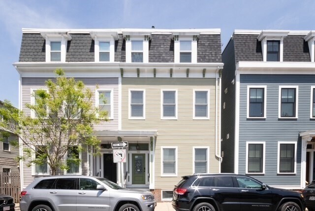 Building Photo - 340 W 3rd St