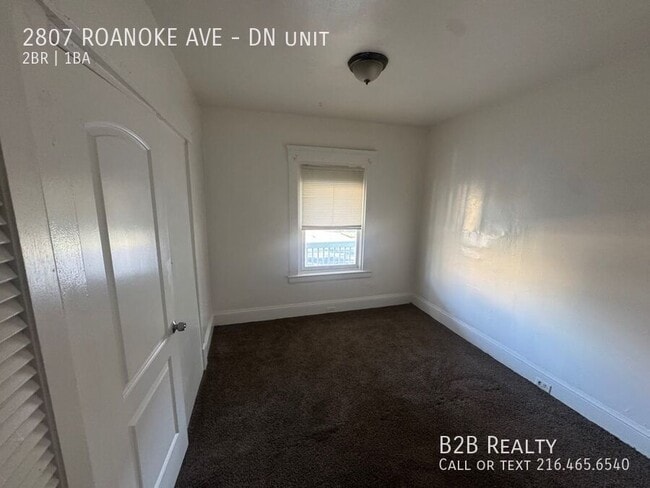 Building Photo - 2807 Roanoke Ave