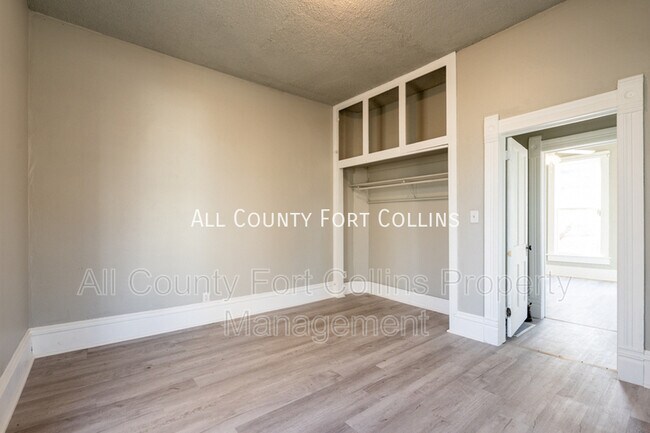 Building Photo - 417 E Mulberry St