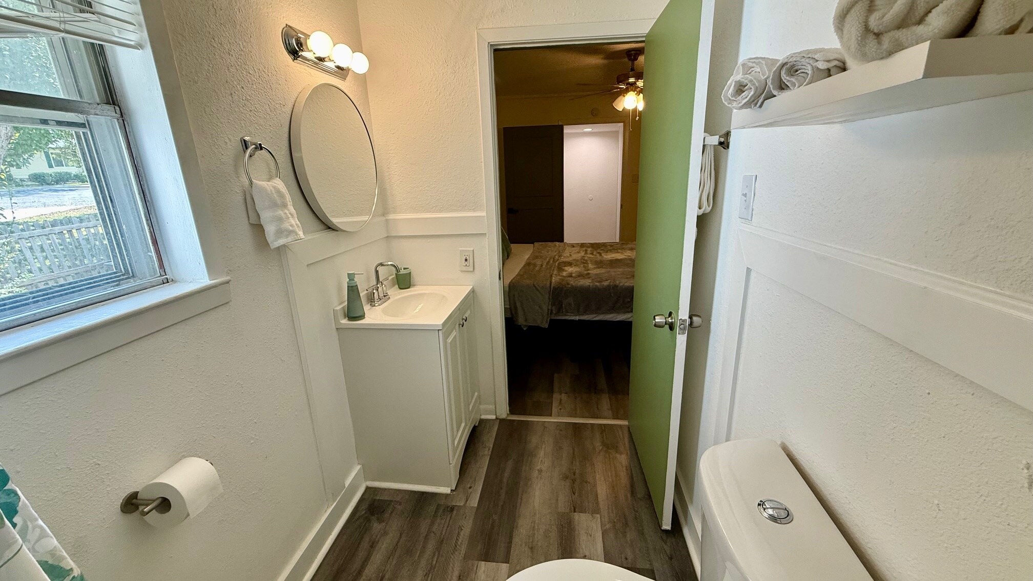 Building Photo - 1802 E University Ave