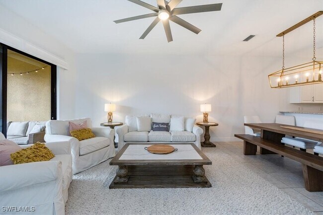 Building Photo - 13553 Coronado Dr