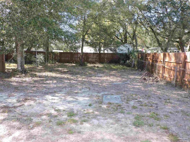 Building Photo - 3155 Patricia Dr