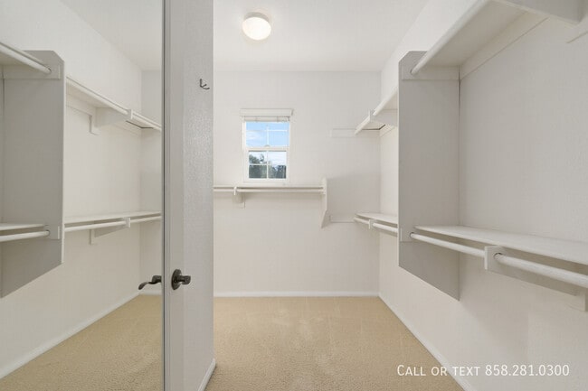 Building Photo - 8320 Bryn Glen Way