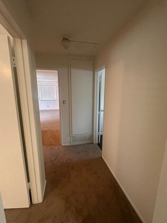 Building Photo - Brookshire Triplex