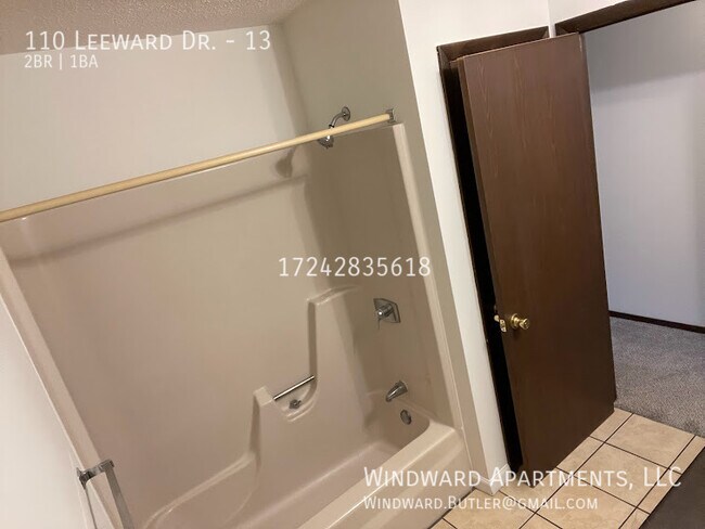 Building Photo - 110 Leeward Dr