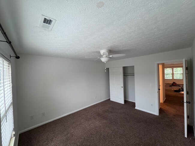 Building Photo - 3388 Fishinger Mill Dr