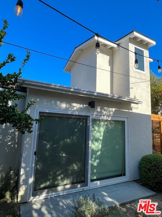 Building Photo - 2346 Elmgrove St