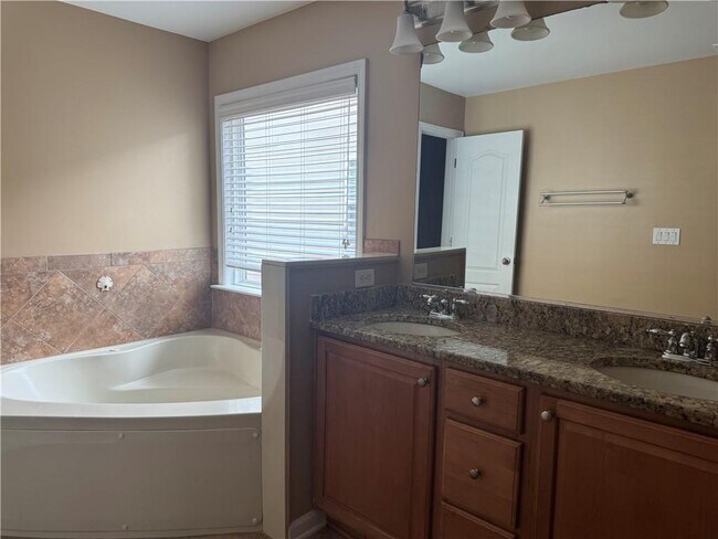 Building Photo - 5620 Falls Landing Dr