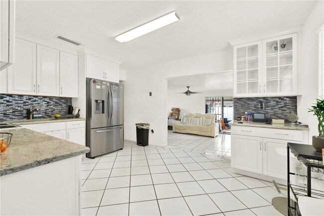 Building Photo - 3510 SW 90th Ave