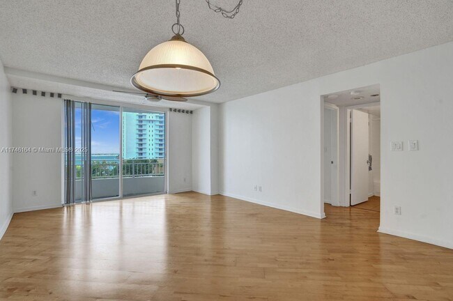 Building Photo - 770 Claughton Island Dr