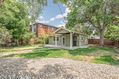 Building Photo - Cory-Merrill Charmer