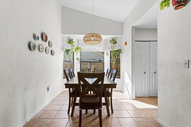 Building Photo - 4518 NW 20th Ter