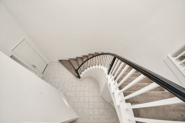 Building Photo - 6707 Regatta Park Ln