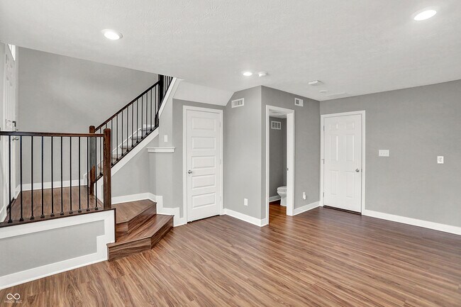 Building Photo - 3517 Buckner Dr