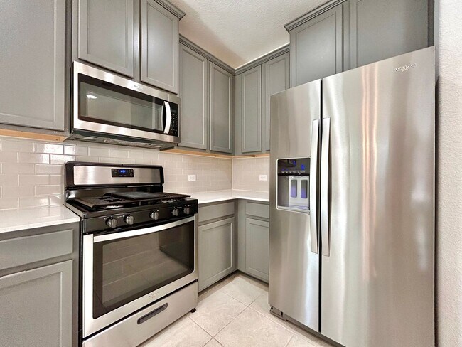 Building Photo - 11909 Mercantile Ln