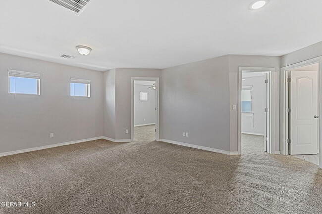 Building Photo - 229 Gonzalo Cir