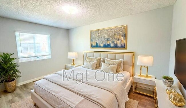 Building Photo - 4295 Gird Ave