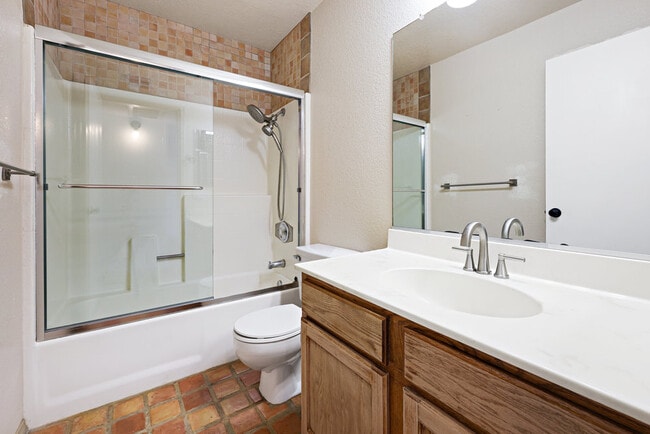 Building Photo - 4794 Arizona St